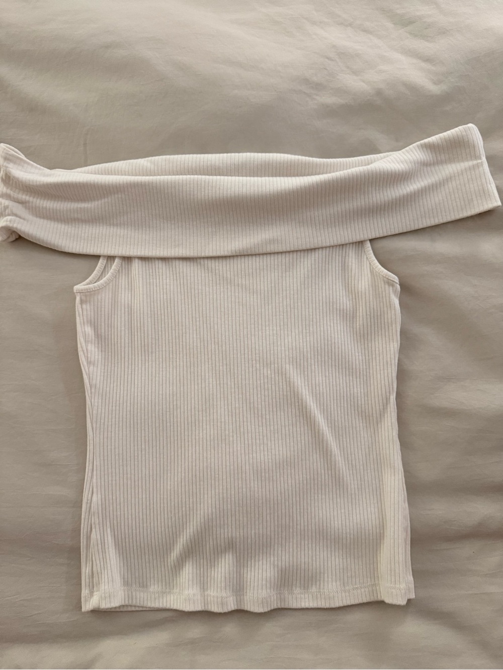 Off-Shoulder Ribbed Tank Top - White - Picture 2 of 2
